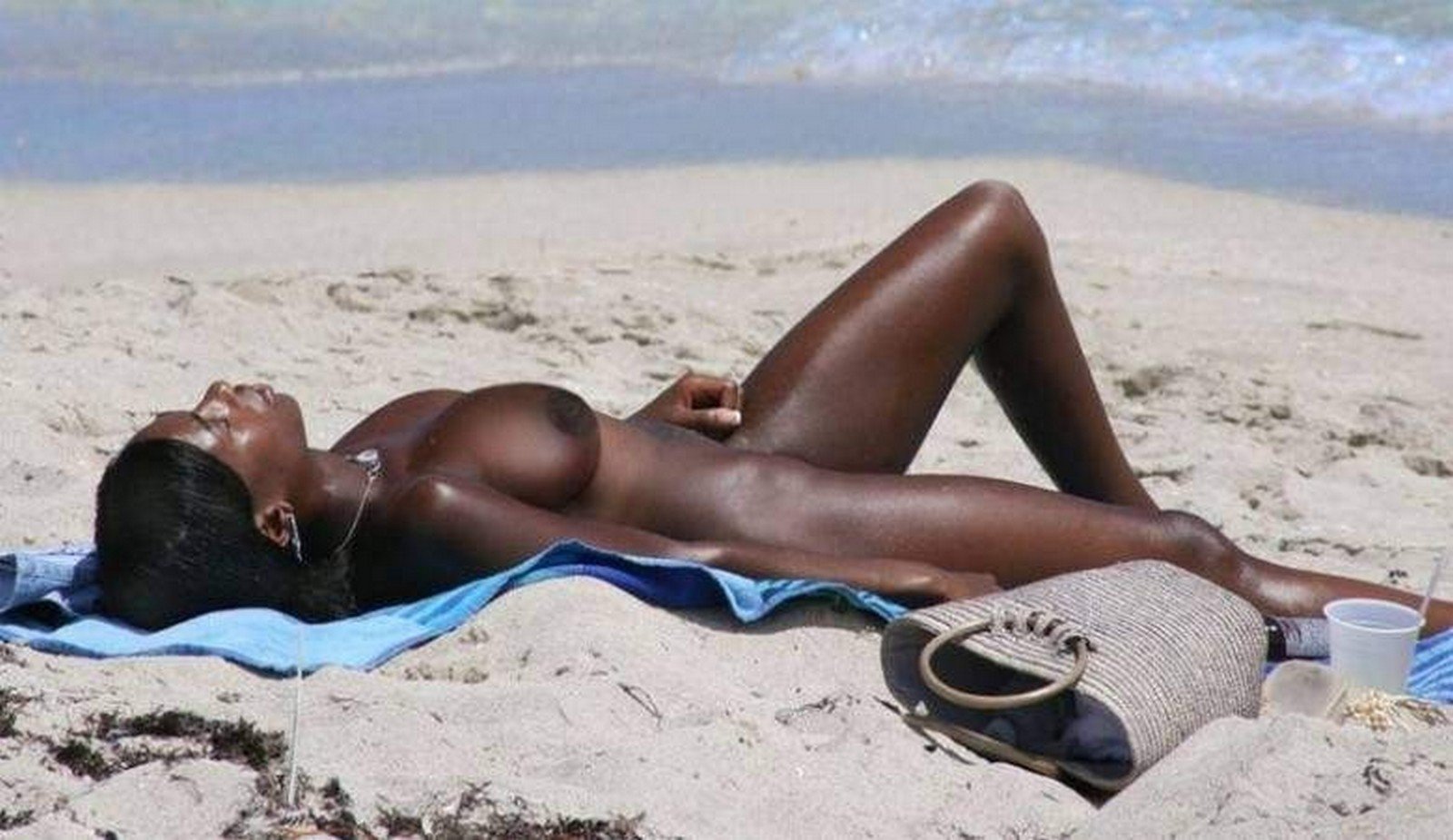 Nude african women gif