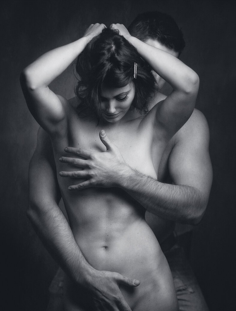 Fully nude image of couple
