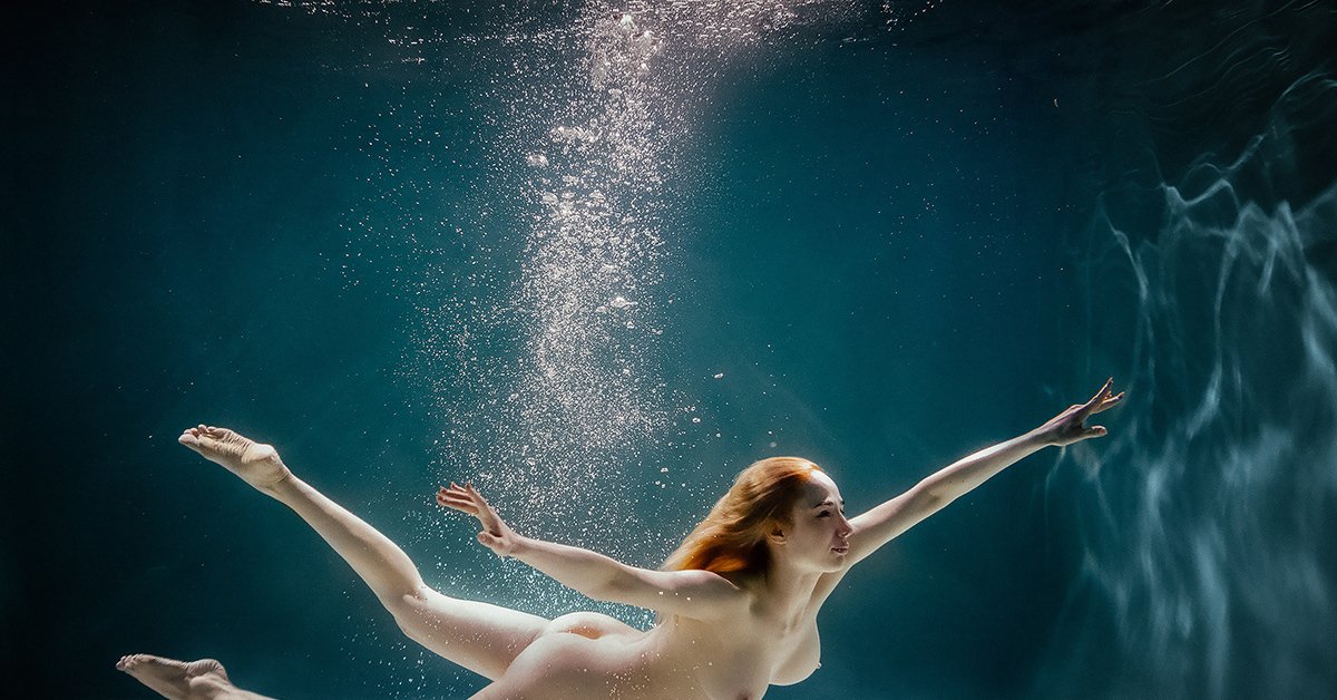 Порно Фото голых под водой.