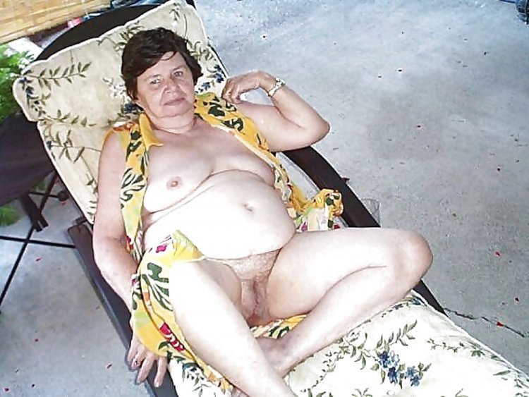 Старые волосатые старушки