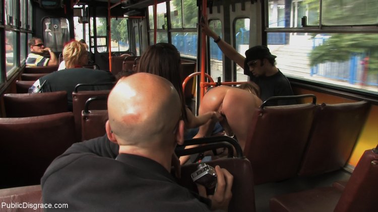 Облапали в общественном транспорте