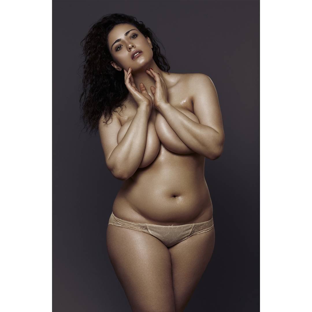 Curvy model naked - 🧡 Plus Size Curvy Nude - 86 photos.