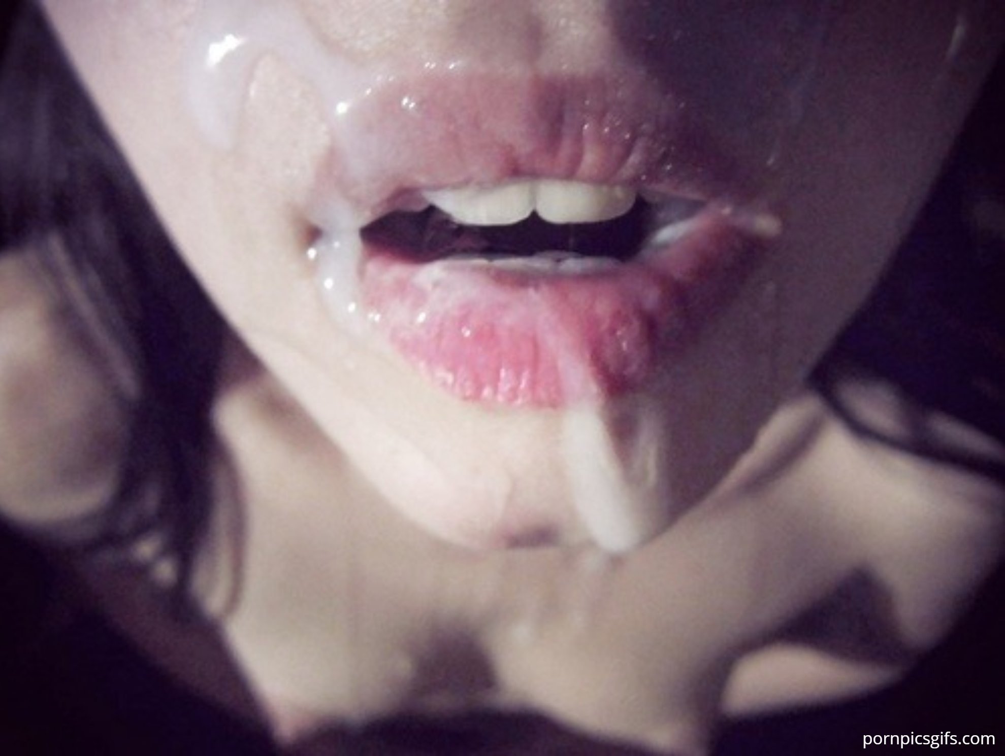 женских губ в сперме фото 15