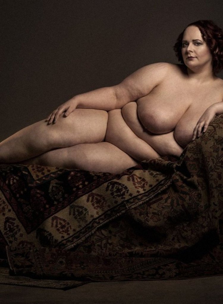 Обнаженные женщины в теле