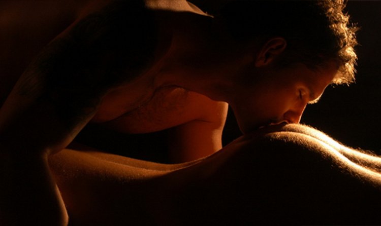 Голая женская грудь релакс для мужчин