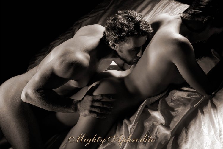 Страстная любовь в постели