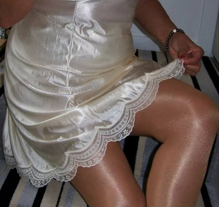 Взрослые женщины в рейтуза