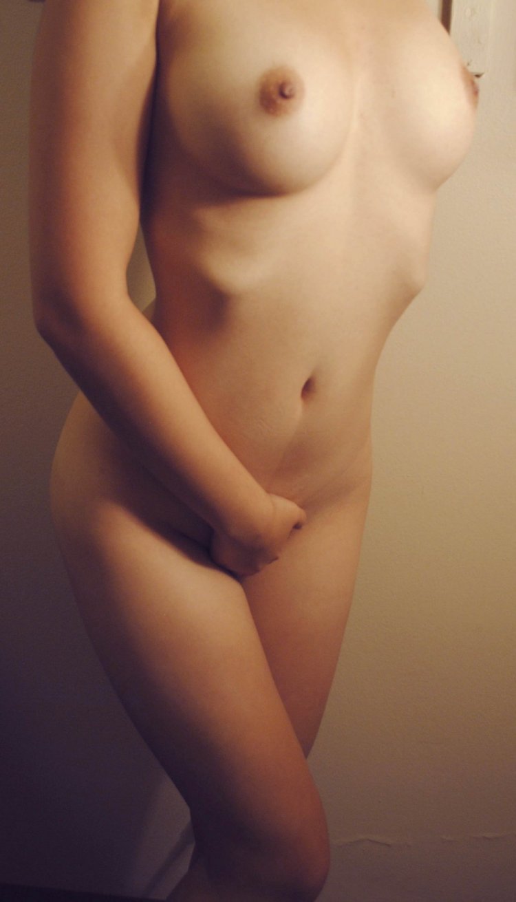 фото голой груди девушки маленького размера фото 13