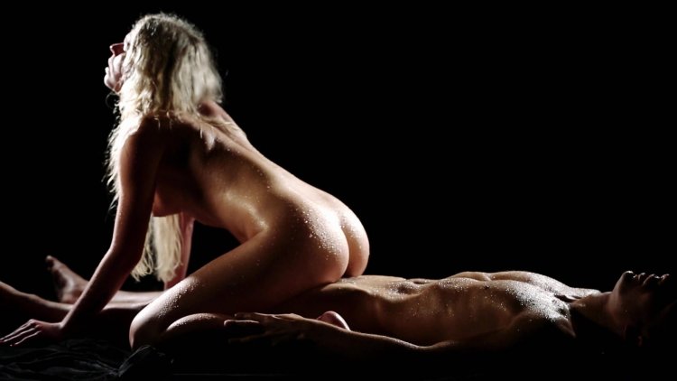 Эротическая фотосессия мужчины