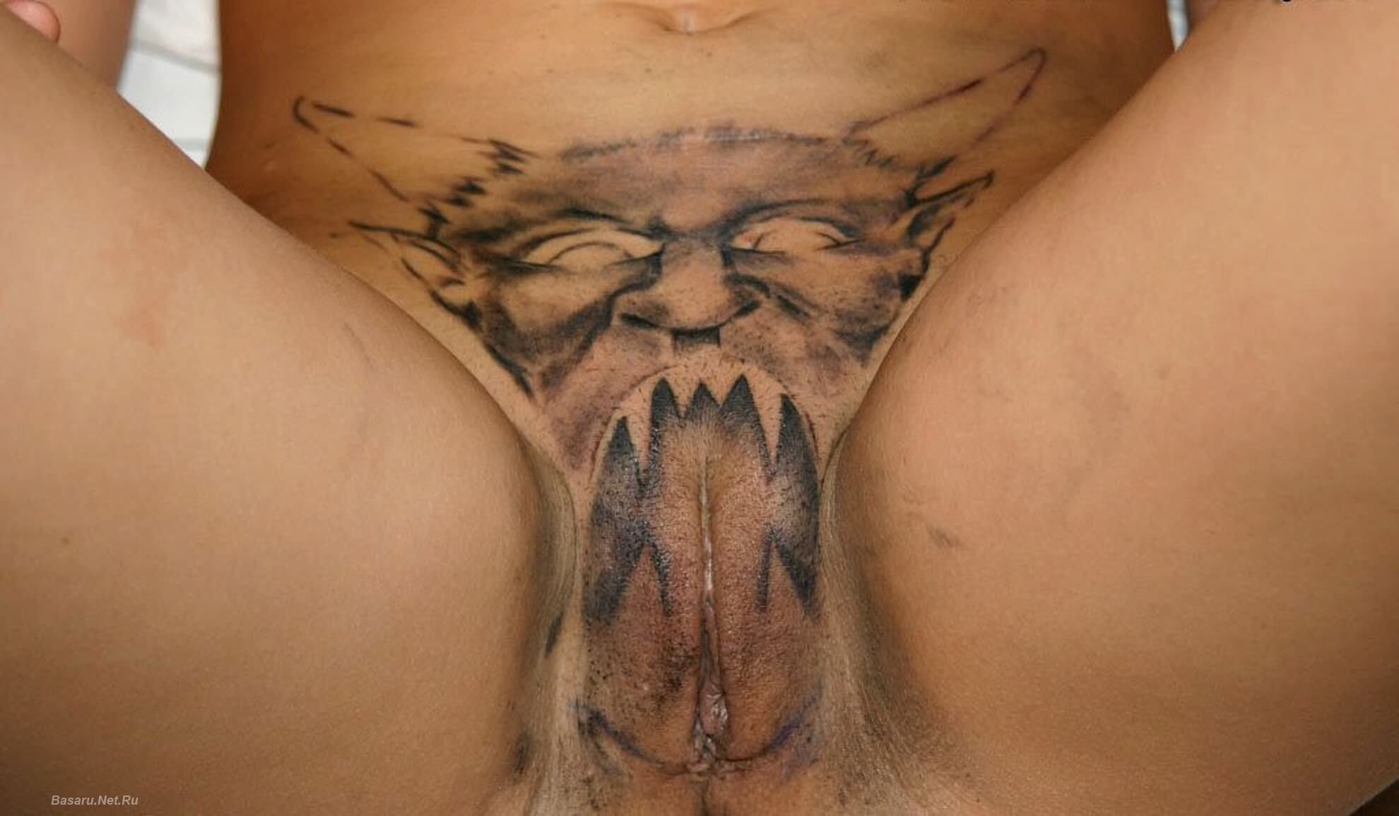 татуировки голая киска (120) фото
