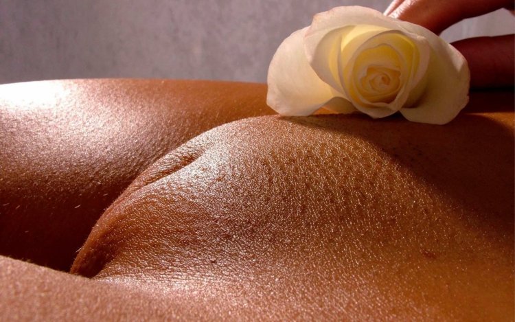 Бритый лобок крупным планом