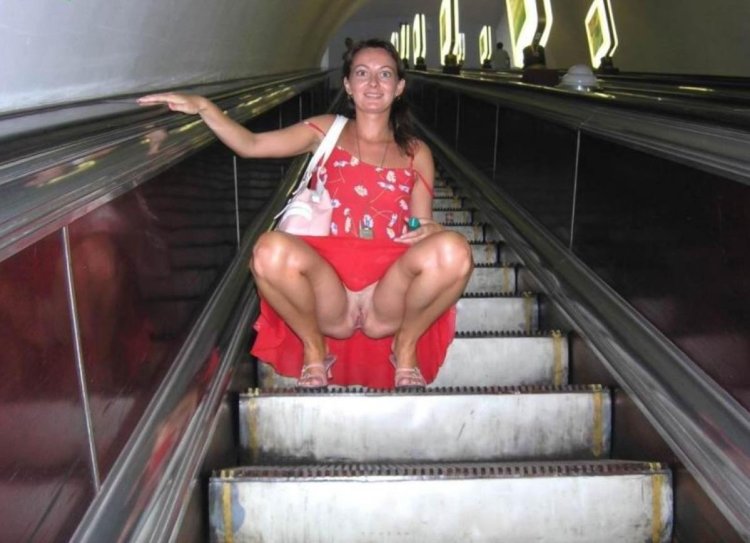 Голые женщины в транспорте