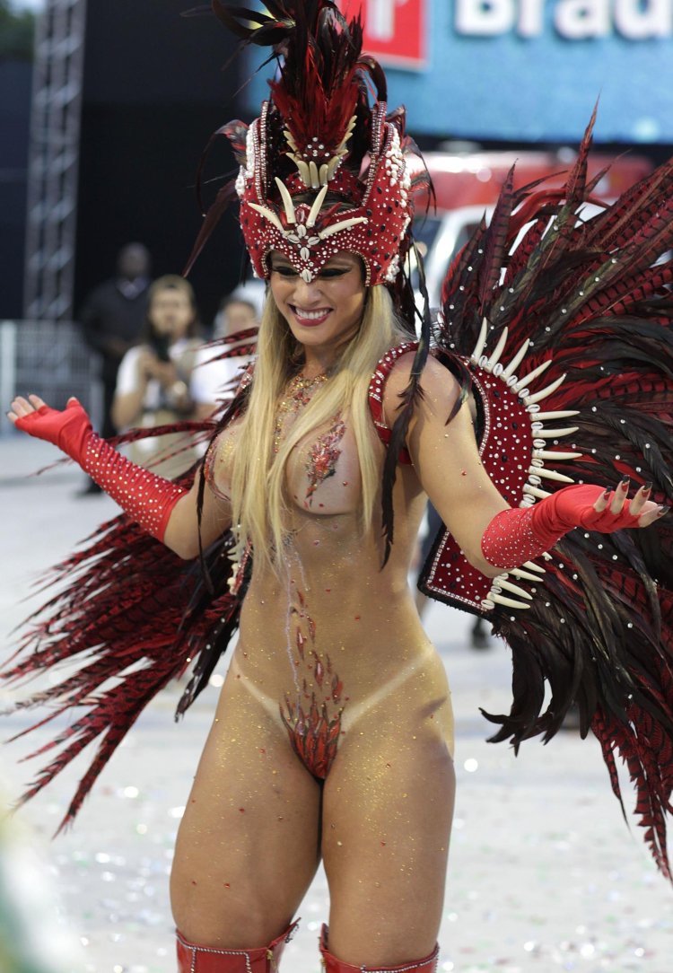 Карнавал Рио (Rio Carnival) ню