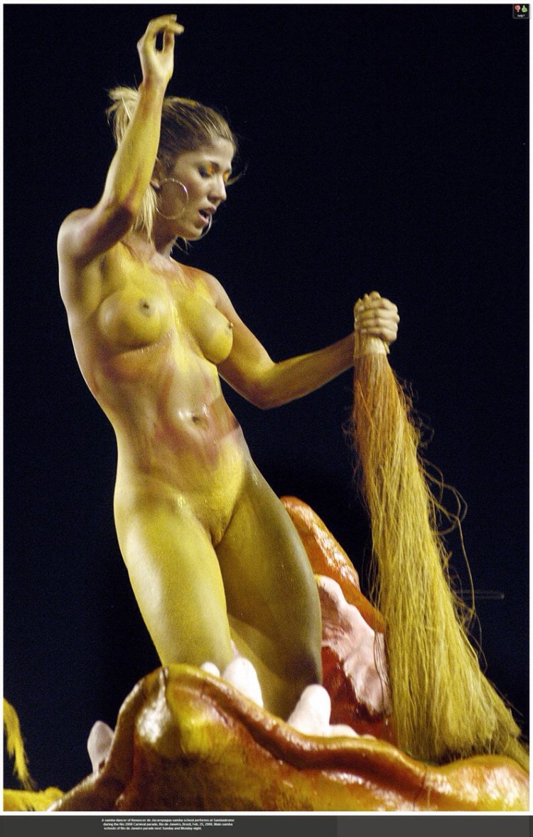 Кончаю на валу карнавал