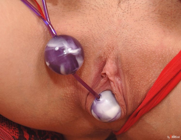 Феникс Мари анальные шарики шарики