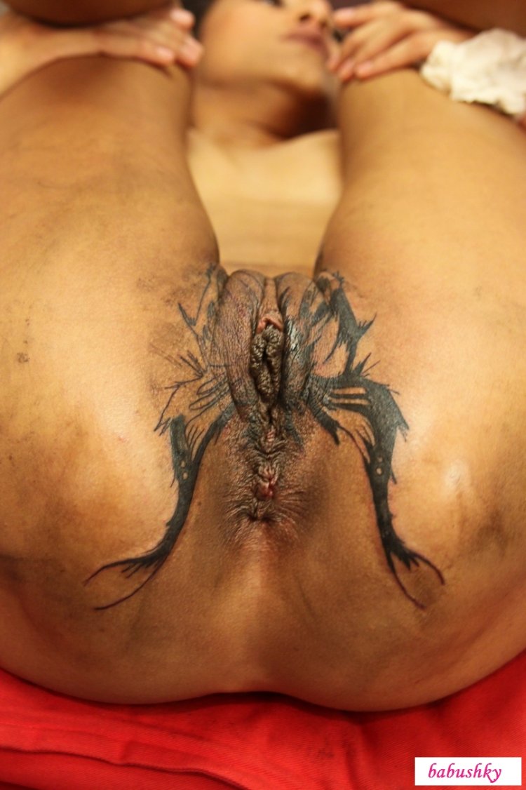 Татуировки на интимных местах