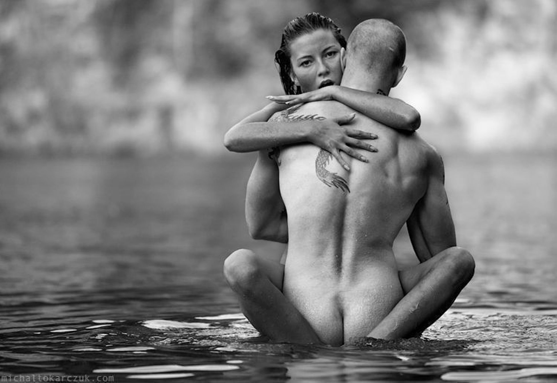 обниматься голыми мужчина с женщиной фото 69