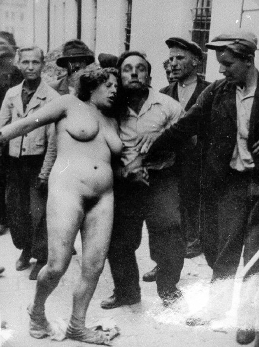 Львовский еврейский погром 1941 голые.