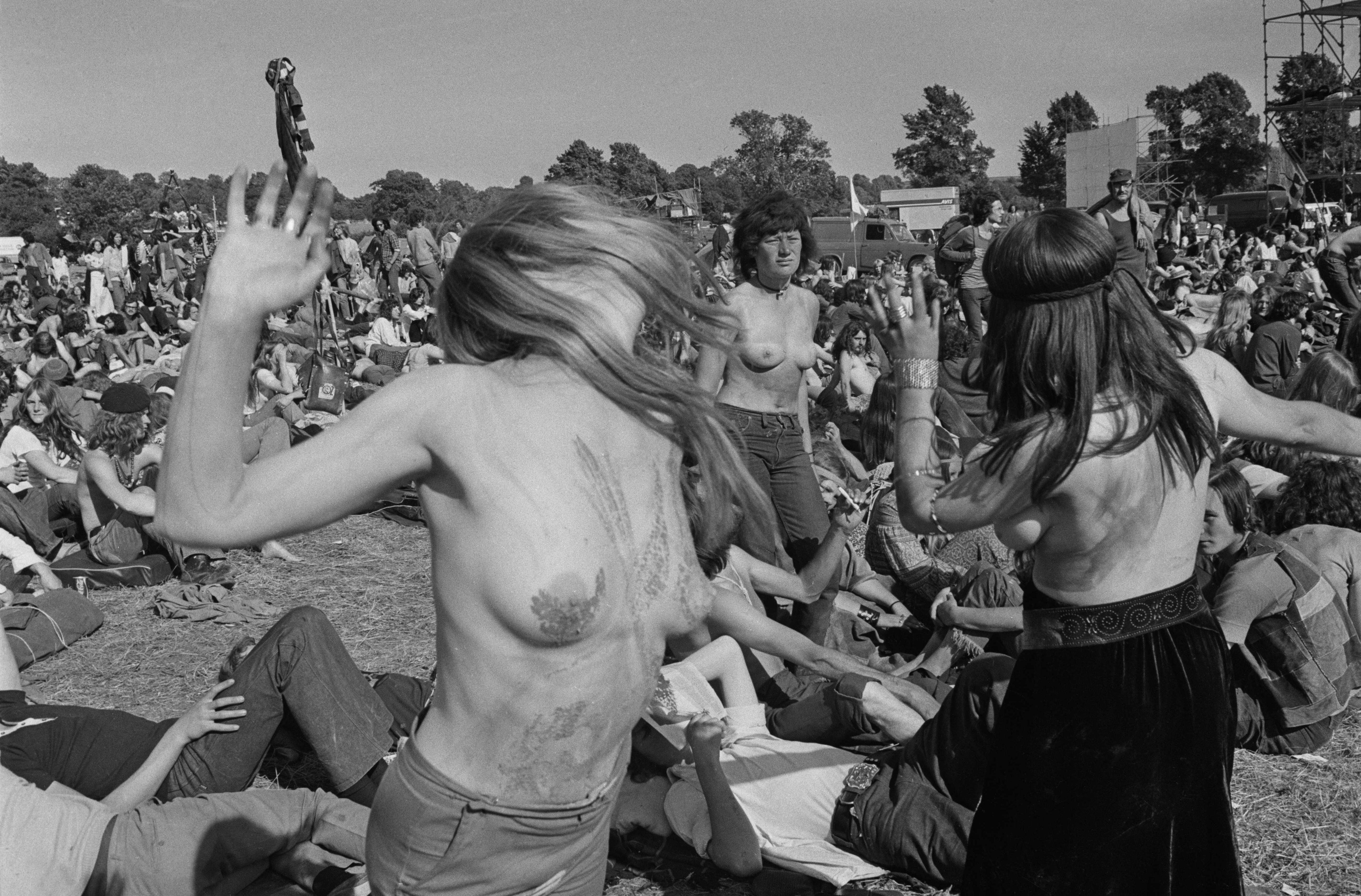 Dark hippie (premium) - nude photos
