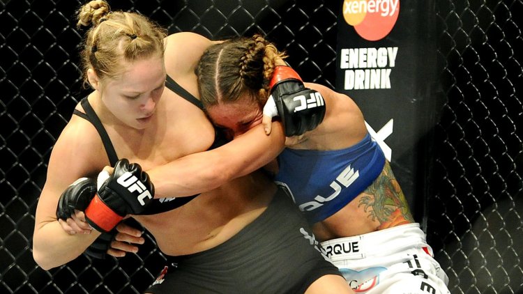 Голые женские бои без правил