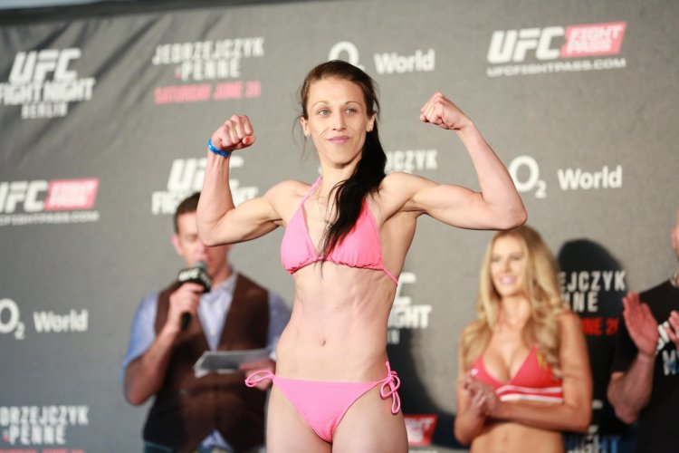 Пейдж юфс голая