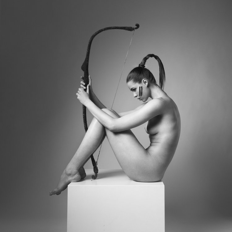 Знаки зодиака ню