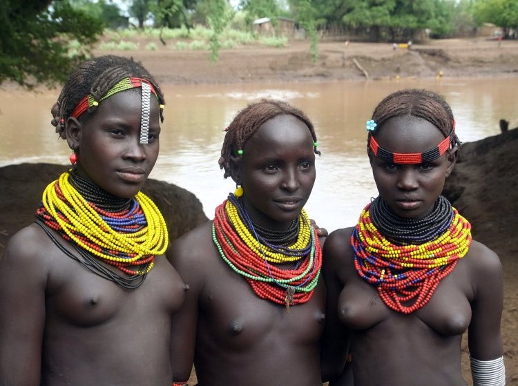 Голые африканки из племени