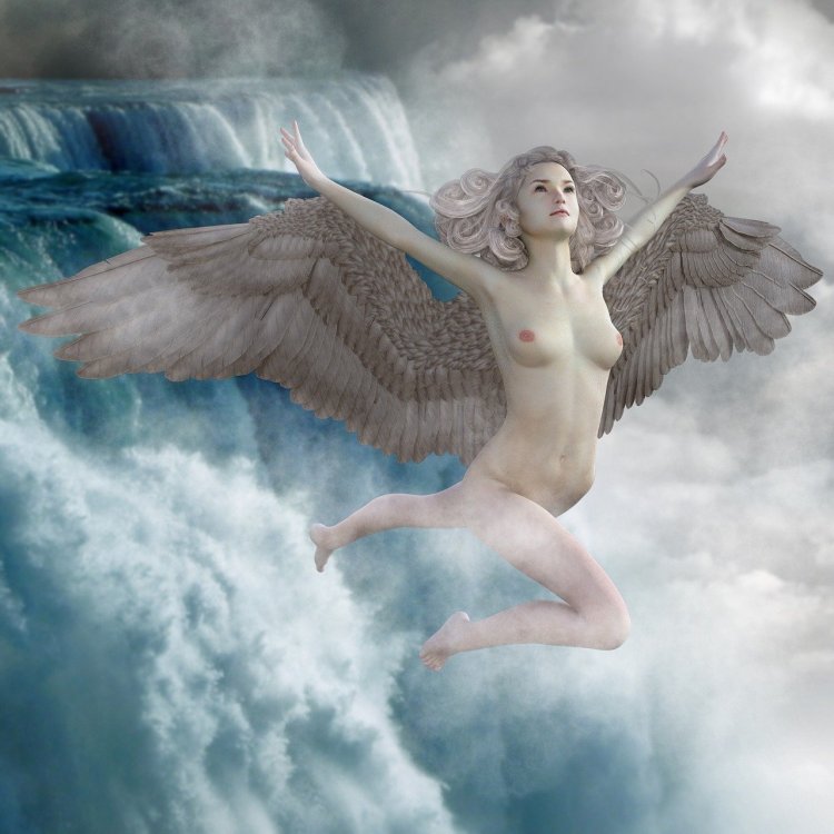 Ангел с большим сиськами