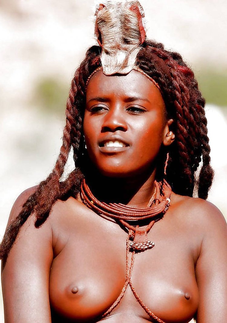 Голые африканские женщины