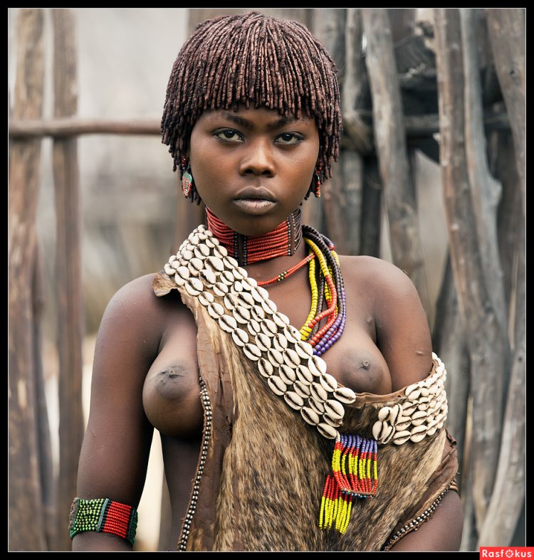Эфиопские женщины голые