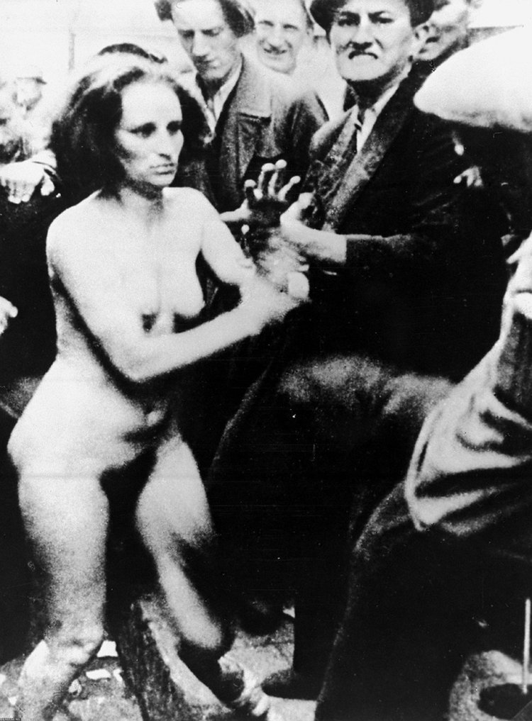 Старинные. Голые. Женщины