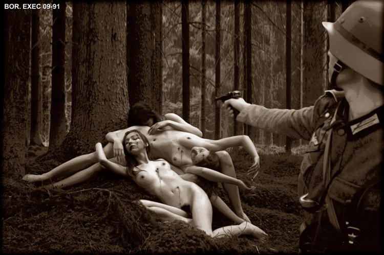 Голые бабы в плену у террористов