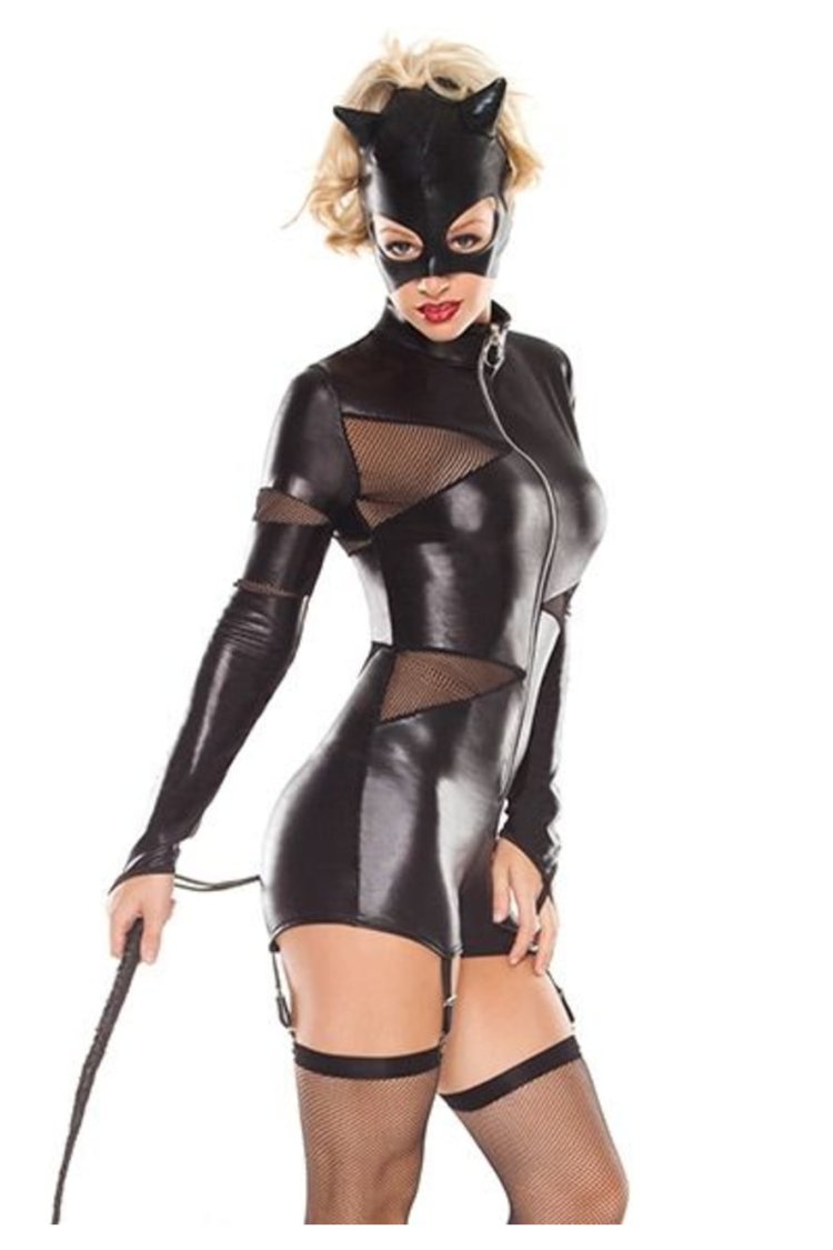 Костюм женщины-кошки