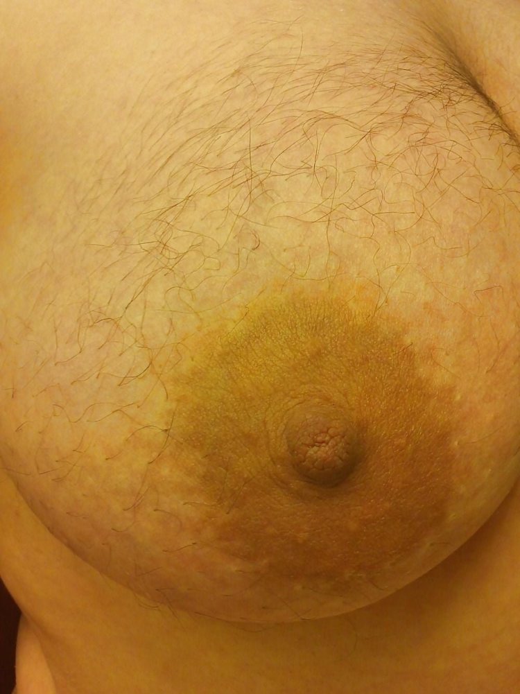 Большая грудь и волосатая киска