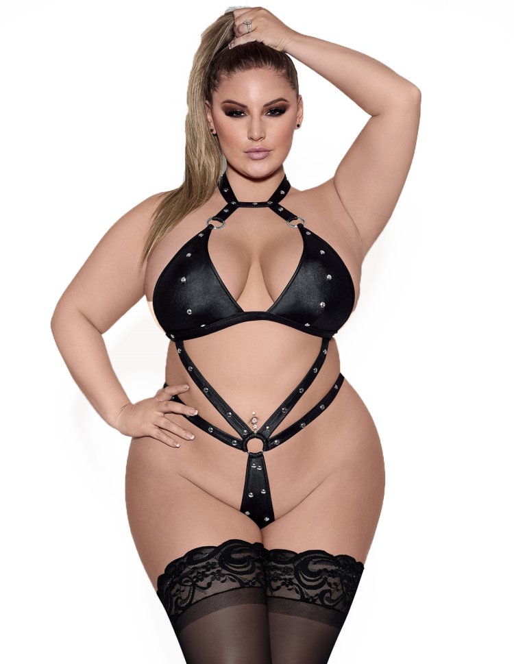 Эшли алексис сайз плюс