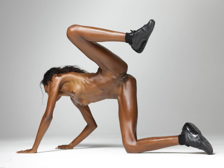 Голые худенькие девочки