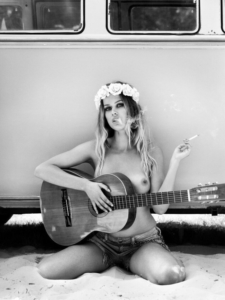 Эротические фото хиппи