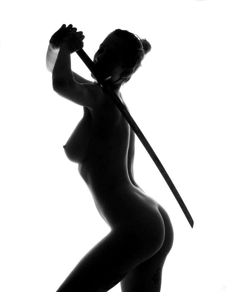 Девочки сзади стиль ню