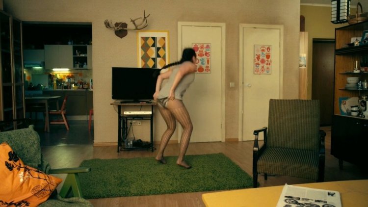 Голая Таня из САШАТАНЯ