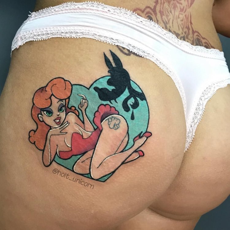 Прикольные тату на попе