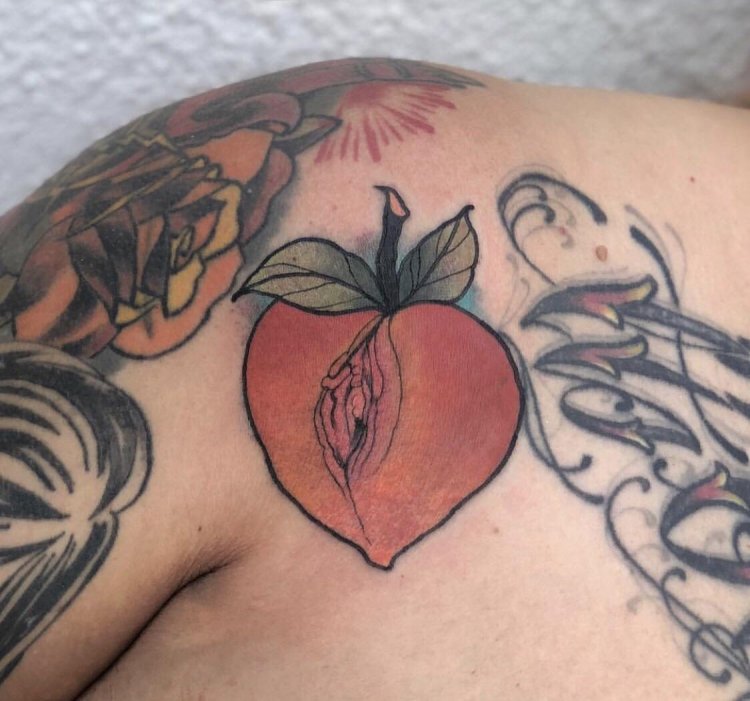 Девушки анальный пирсинг