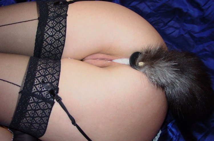 Эротическое тату надпись