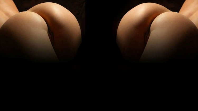 Красивые женские ягодицы ню