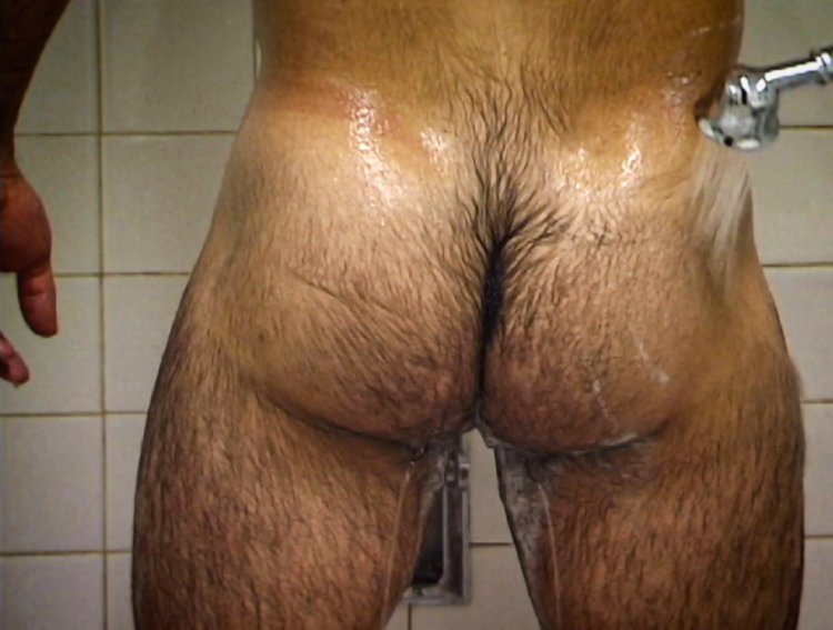 Огромный член в мужской анус