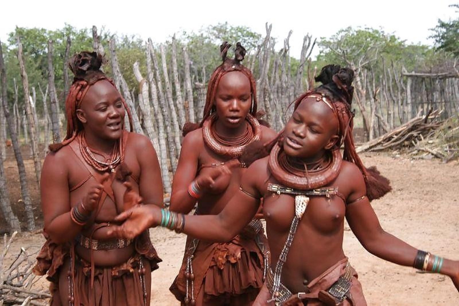 грудь женщин африки фото 89