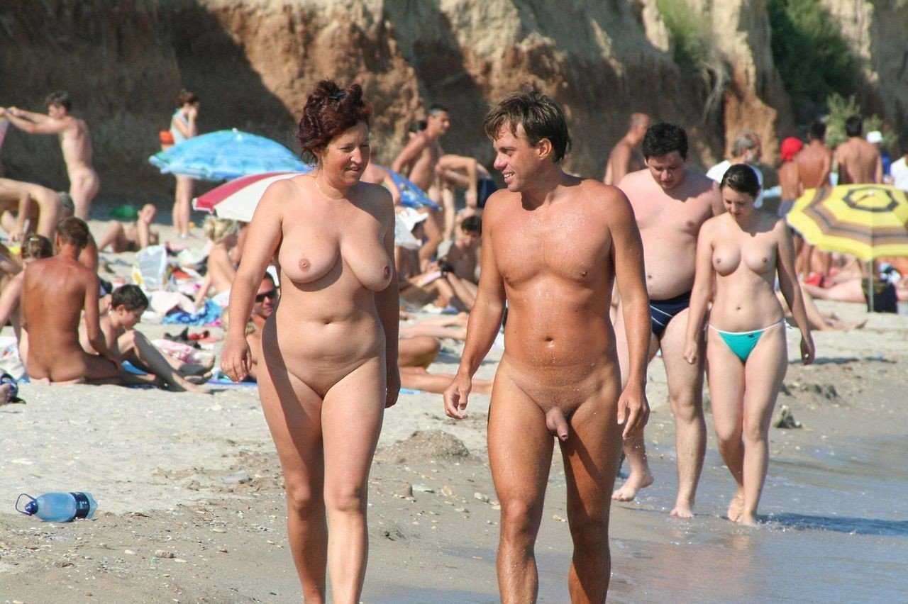 пляж с голыми нудистами фото 114