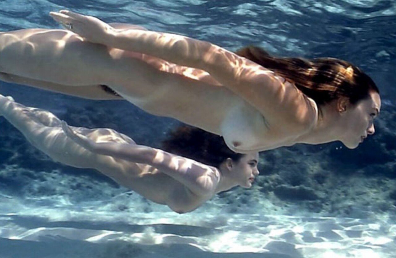 Swimming nude photos
