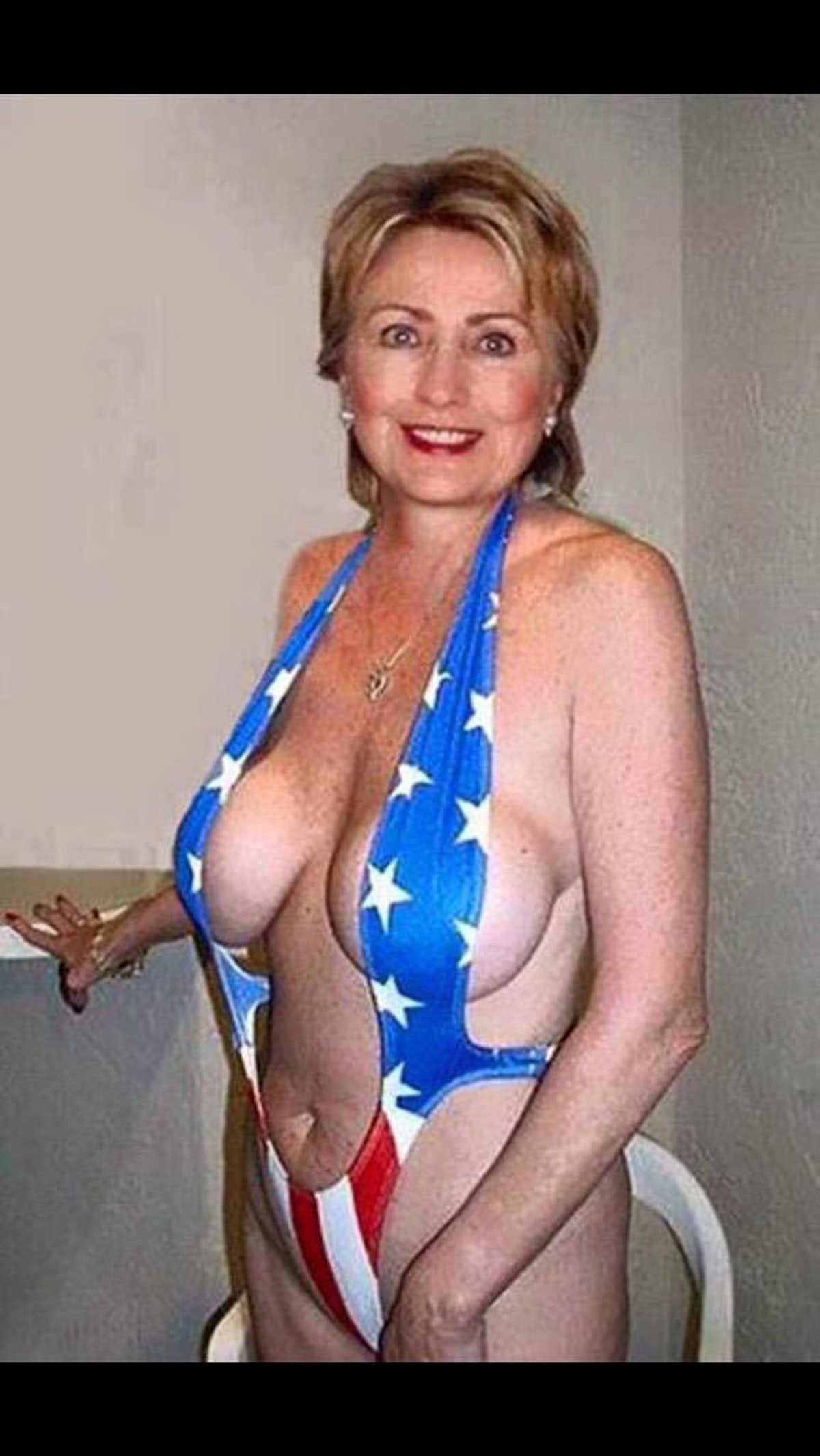 Hilary clinton boobs