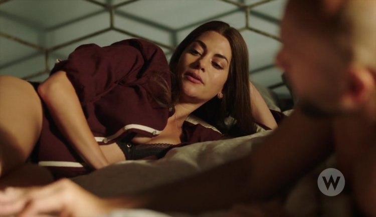 Эротическая сцена с Инбар лави