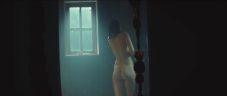 Любовь Аксенова голая грудь